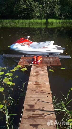 Понтон для гидроцикла