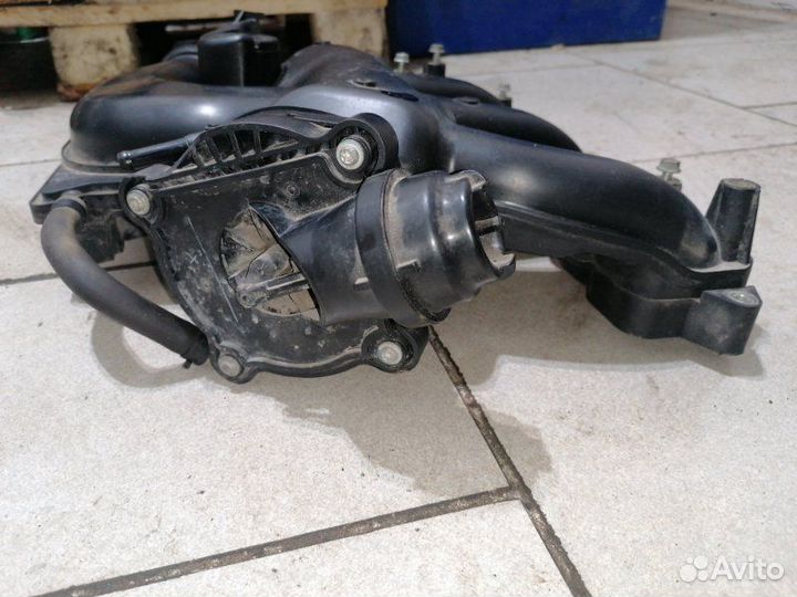 Впускной коллектор Nissan Teana J32 VQ25DE