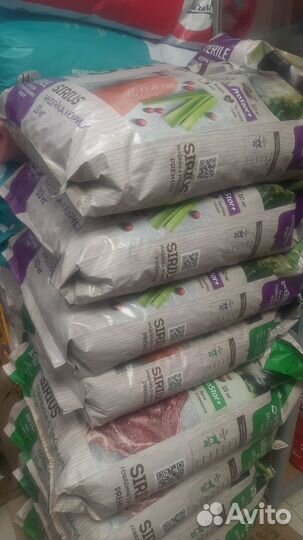 Корма для собак и кошек в мешках