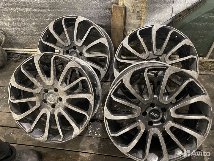 R22 range rover