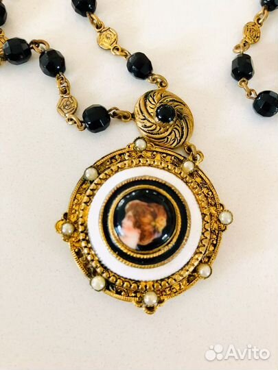 Ожерелье Портрет Дамы Эмаль Англия