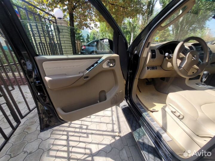 Nissan Pathfinder 4.0 AT, 2008, 270 000 км