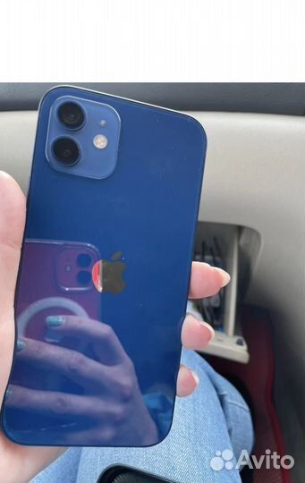 iPhone 12, 64 ГБ