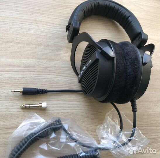 Наушники Beyerdynamic DT 990 PRO (новые)