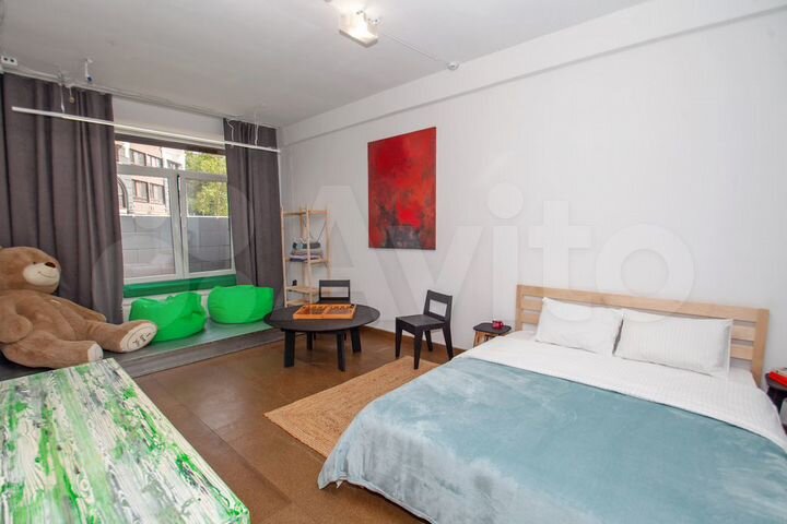 2-к. квартира, 60 м², 1/9 эт.