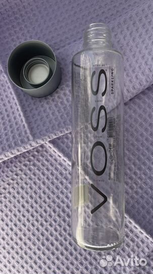 Бутылка стеклянная вода voss