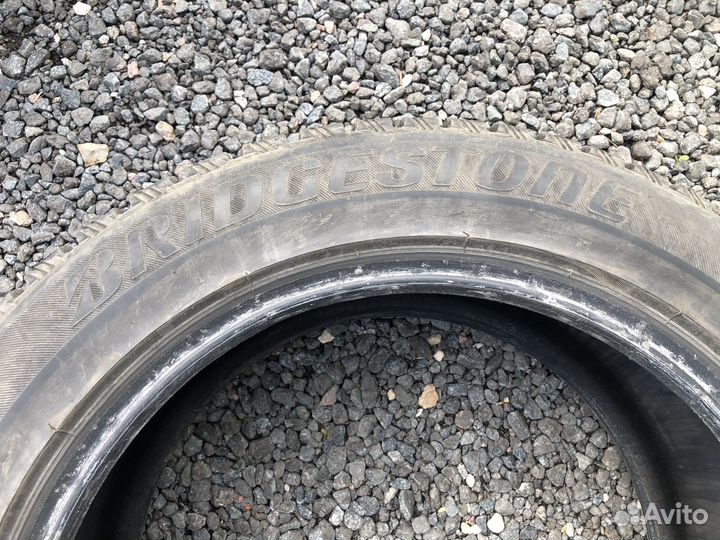 Bridgestone Blizzak Spike-01 225/55 R17 101T