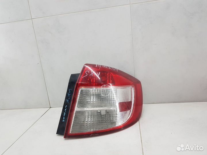 Фонарь задний правый наружный Suzuki SX4