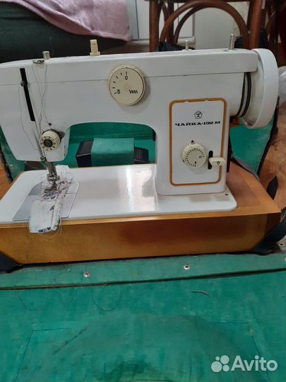 Швейная машина Чайка