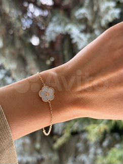 Браслет бренда Van Cleef & Arpels Lucky Spring