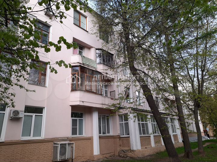 4-к. квартира, 82 м², 3/4 эт.