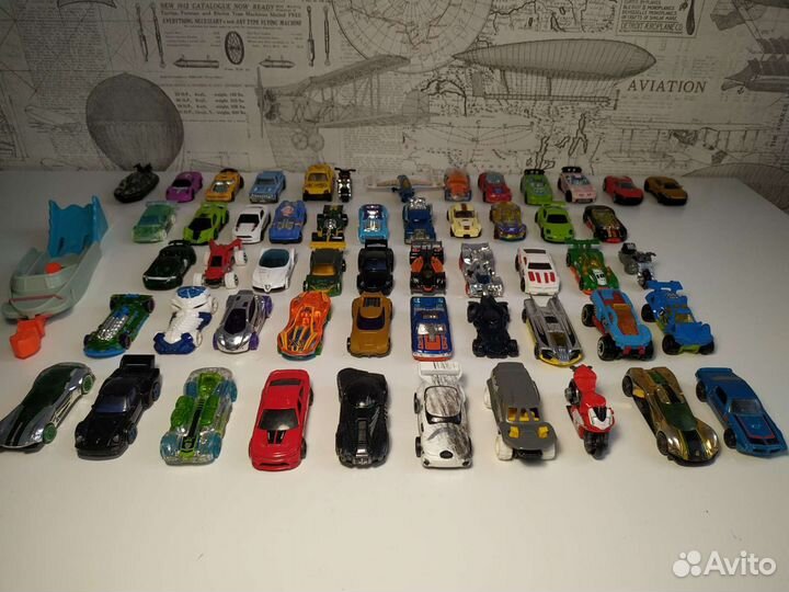 Машинки Hotwheels