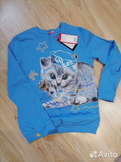 Кофточка на девочку Пеликан