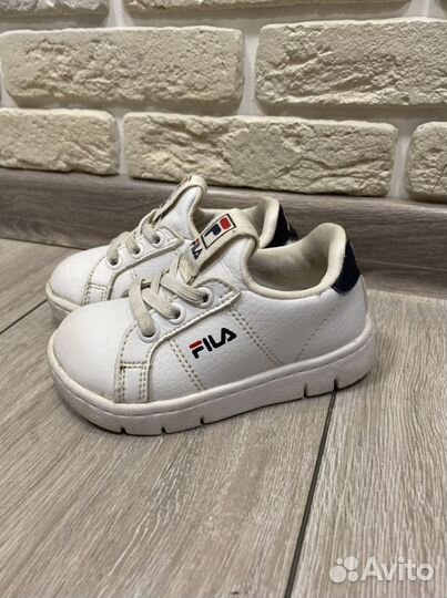 Кроссовки детские