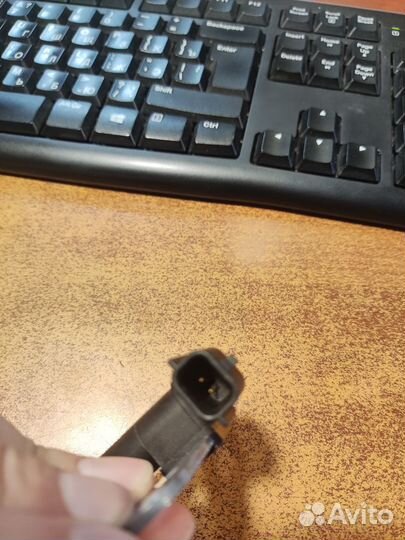 Датчик положения коленвала Renault Logan, largus