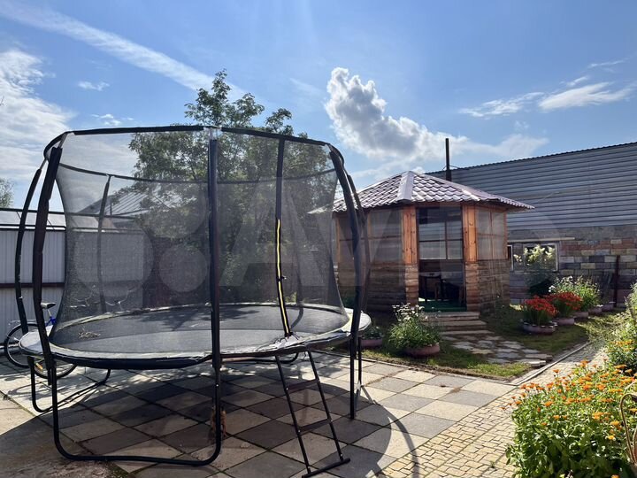 Дом 83 м² на участке 8 сот.