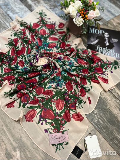 Шифоновый воздушный платок шаль gucci
