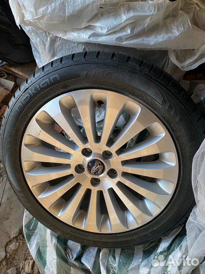 Nokian Tyres WR 215/55 R17 98V