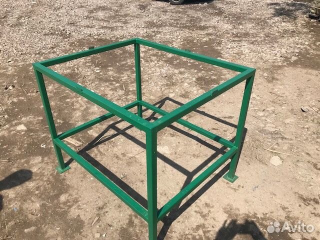 Подставка под еврокуб