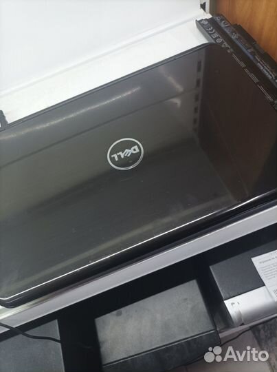 Ноутбук Dell core i5/6озу/GT525M SSD в среднем сос