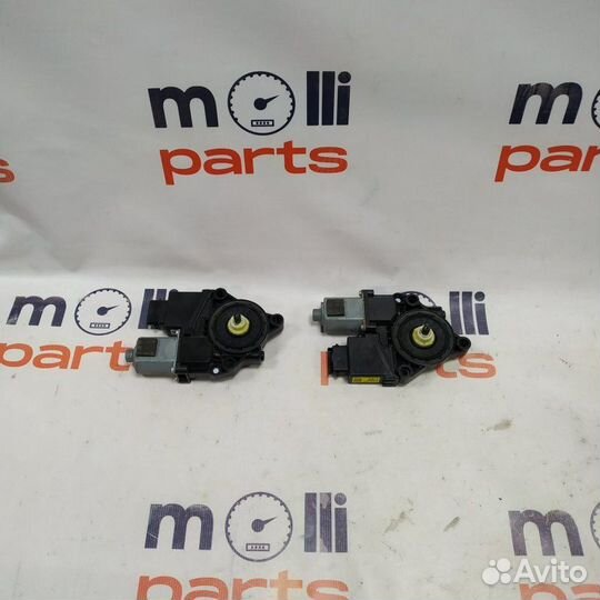 Моторчик стеклоподьемника передний Hyundai Tucson