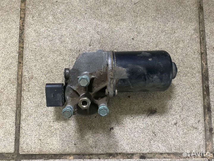 Трапеция стеклоочистителя audi a6 c5