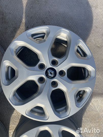 Оригинальные диски на Mitsubishi Pajero Sport R17