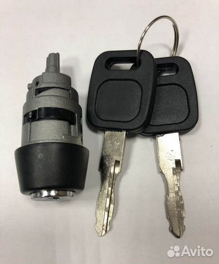 Личинка замка зажигания Audi 80 B3