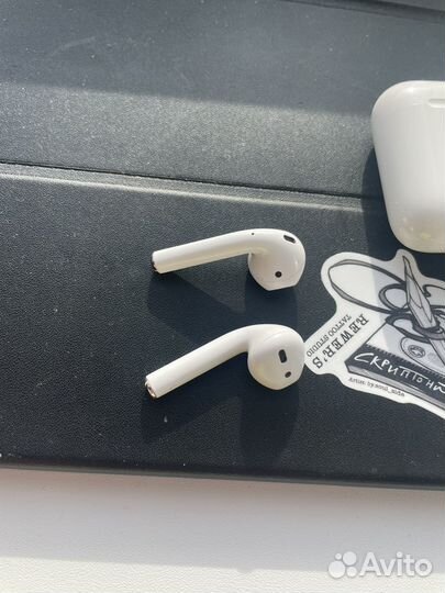 Airpods 2
