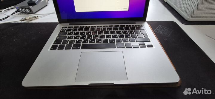 Apple Macbook pro 13 i5 256 гб 2015