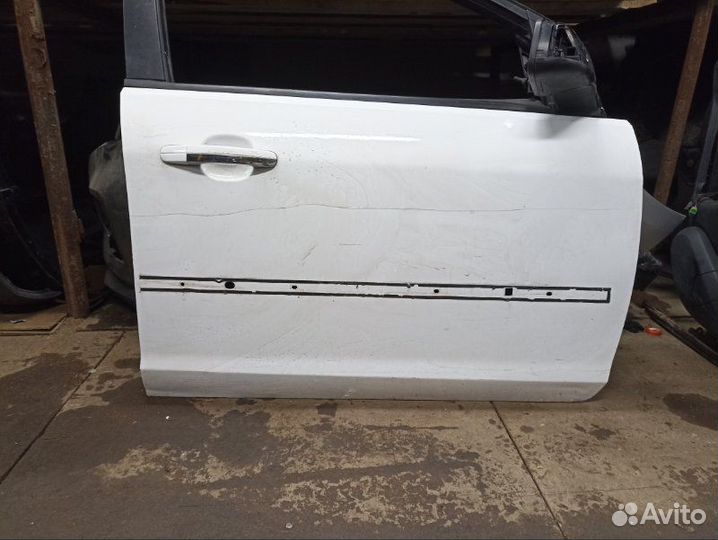 Дверь передняя Ford Focus 2