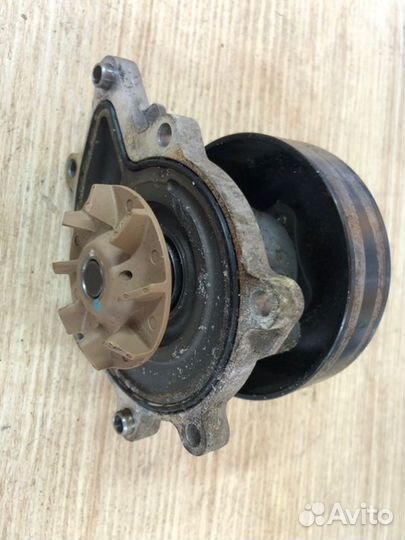 Помпа Ssangyong Actyon