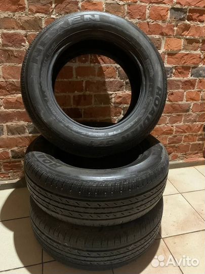 Nexen Roadian 571 235/65 R17