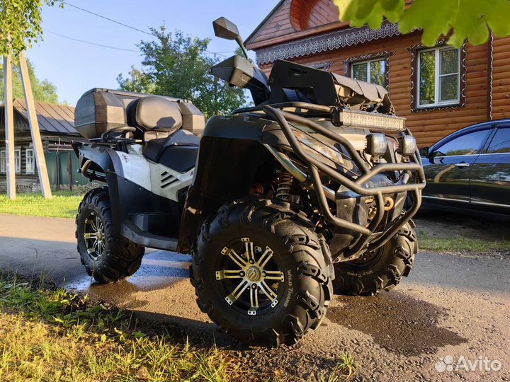 Квадроцикл CF Moto X8