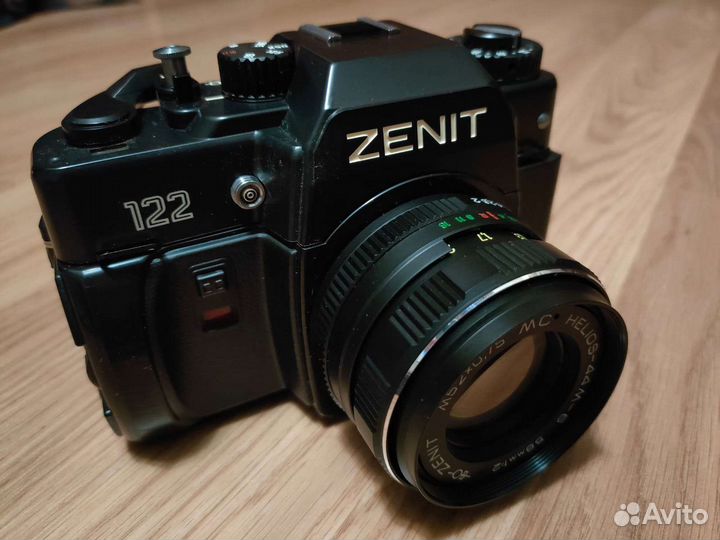 Пленочный фотоаппарат зенит 122