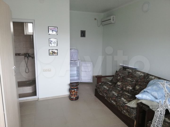 Комната 15 м² в 3-к., 1/1 эт.