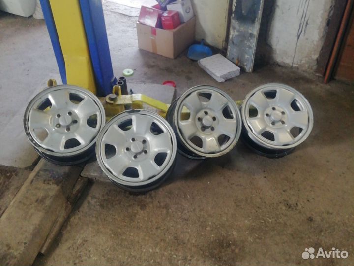 Продаются диски