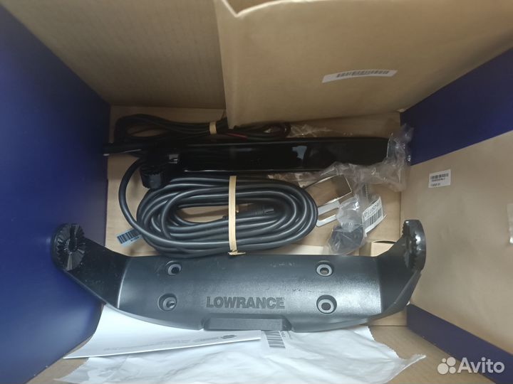 Эхолот Lowrance hook reveal 9