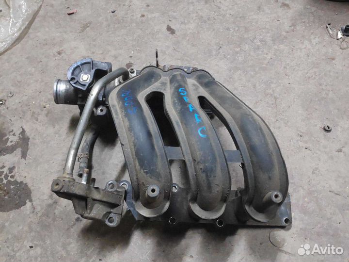 Впускной коллектор Chevrolet Spark