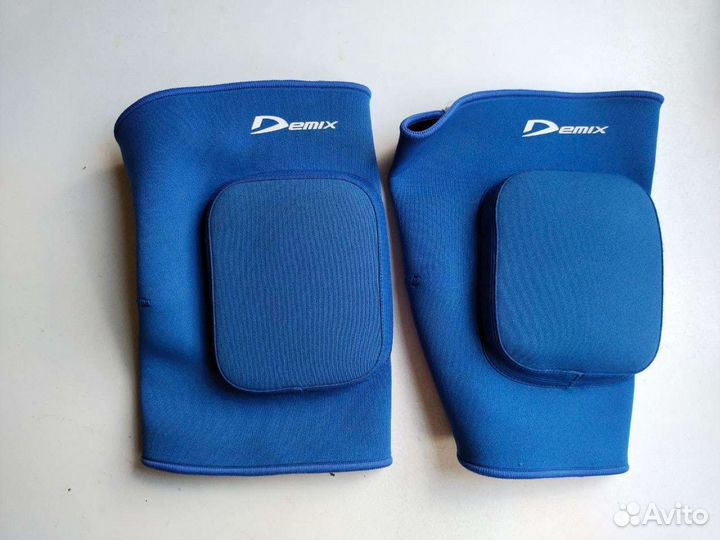 Наколенники для волейбола Demix