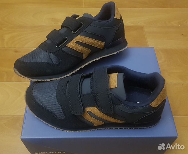 Продам кроссовки для мальчика