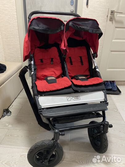 Коляска для двойни