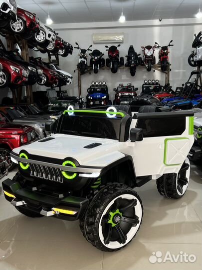 Детский электромобиль