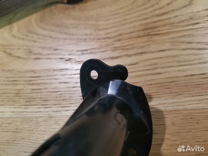 Форсунка фароомывателя Кайен 958