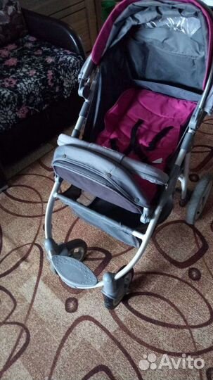 Прогулочная коляска
