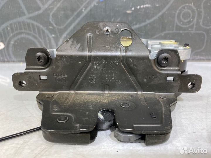 Замок багажника Bmw X5 E53 M54B30 2006