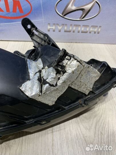 Фара Kia RIO 3 Лев