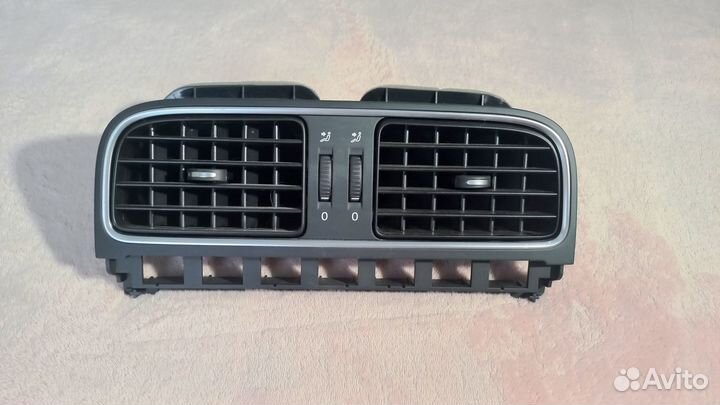 Дефлектор воздуховода Volkswagen Polo 5 2010-2015