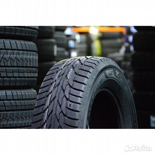 Kumho WinterCraft SUV Ice WS51 255/65 R17 114T