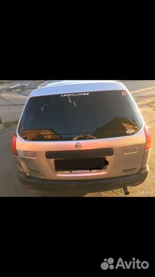 Крышка багажника Nissan AD